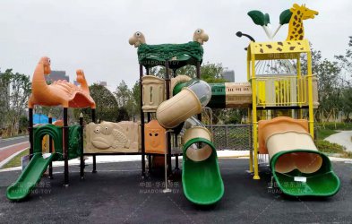 小區(qū)公園動物系列滑梯組合